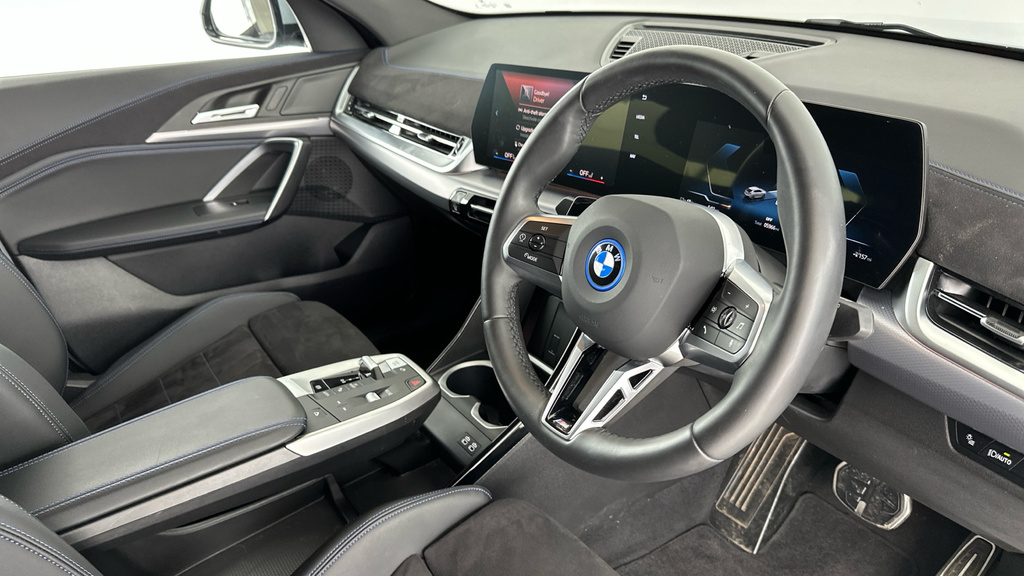 BMW iX2 30 66.5Kwh M Sport Xdrive 11Kw Charger Grey #6