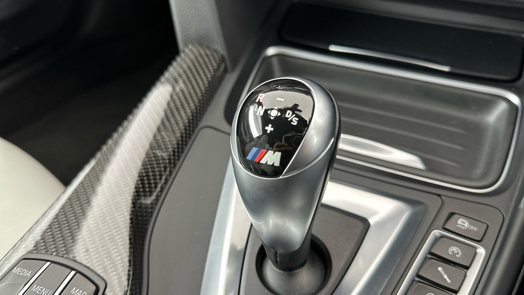 BMW M4 3L Competition White #38