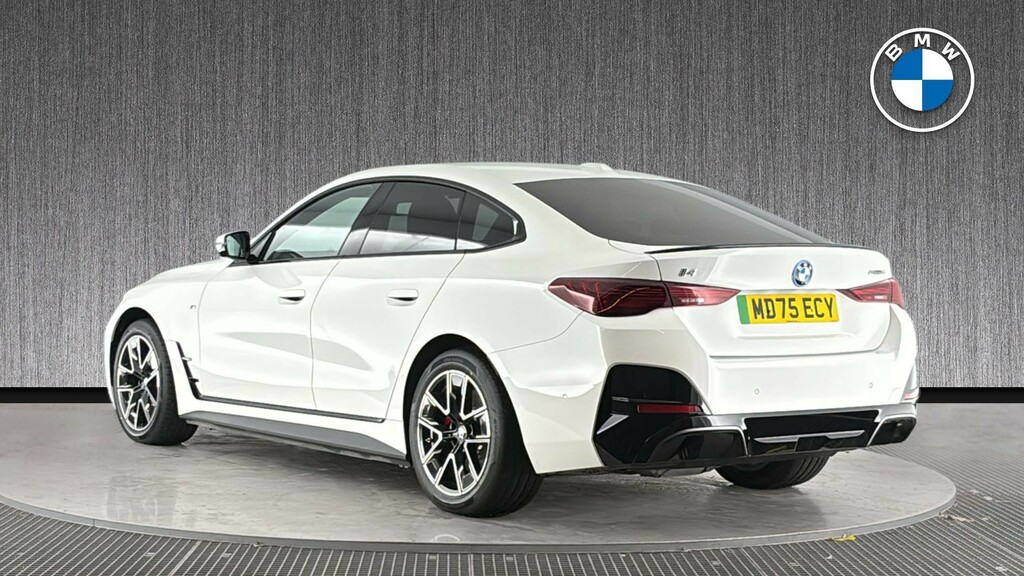 BMW i4 35 70.2Kwh M Sport Gran Coupe Edrive White #2