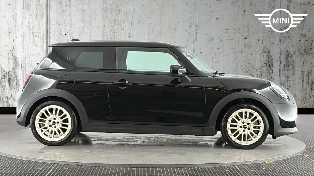 Mini Hatch 1.5C Exclusive Steptronic Euro 6 Ss Black #3