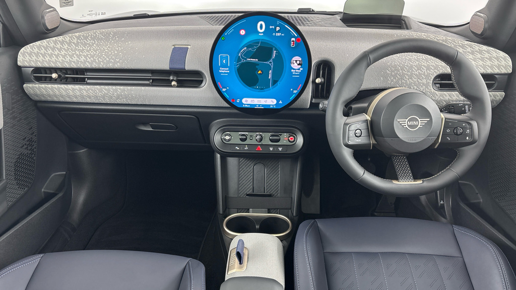 Mini Hatch 1.5C Exclusive Steptronic Euro 6 Ss Black #4