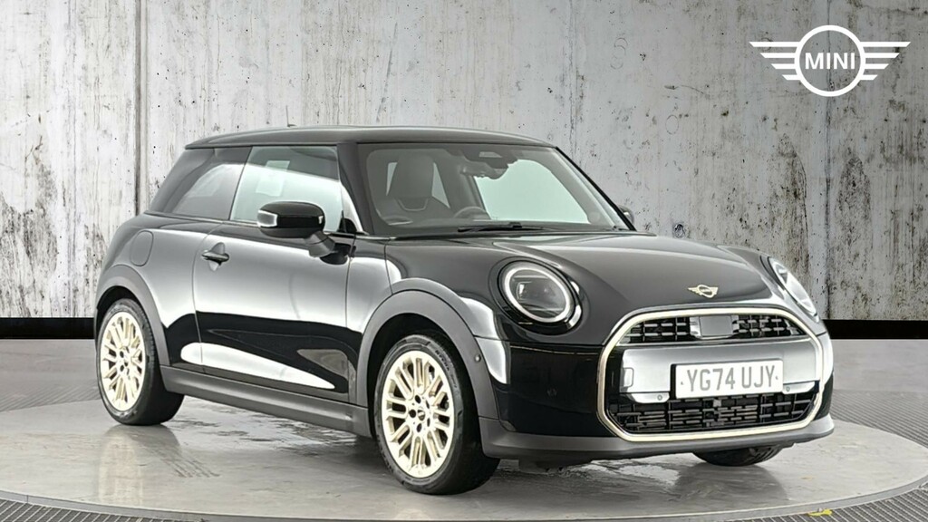 Mini Hatch 1.5C Exclusive Steptronic Euro 6 Ss Black