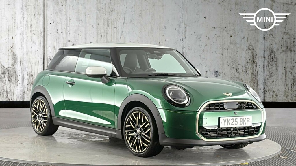 Mini Hatch 1.5C Exclusive Steptronic Euro 6 Ss Green