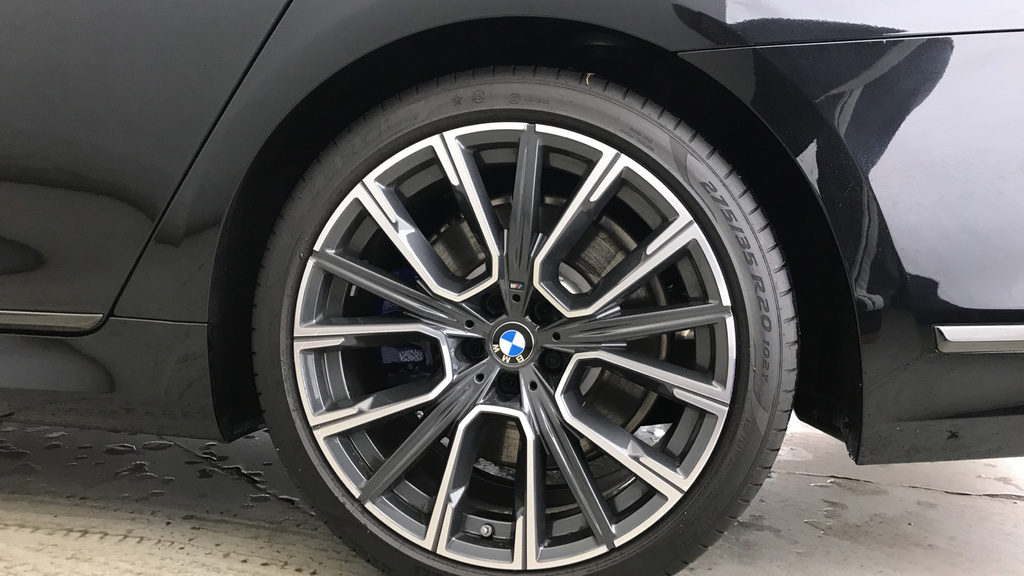 BMW 7 Series 740Ld M Sport Saloon Black #14