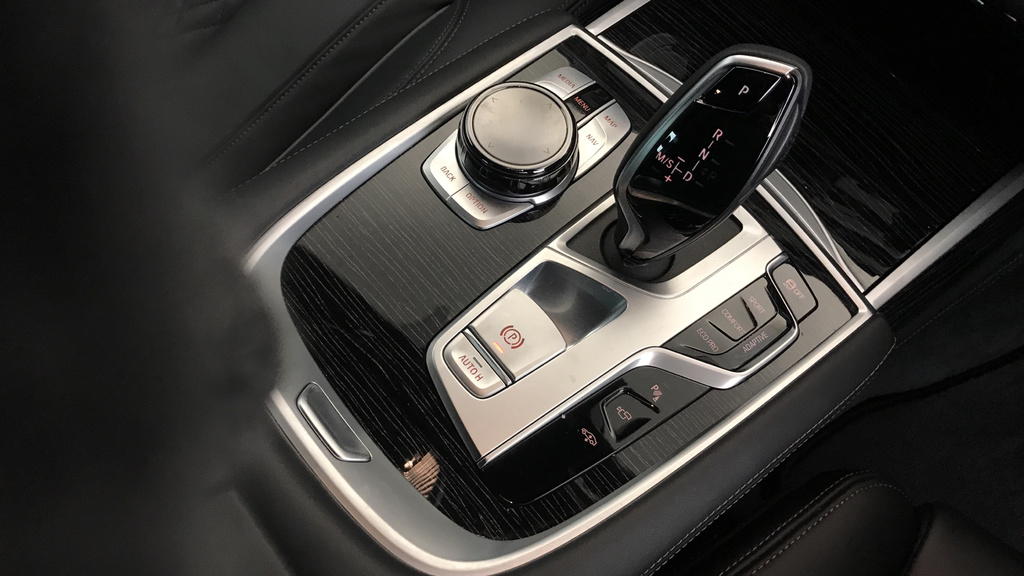 BMW 7 Series 740Ld M Sport Saloon Black #10