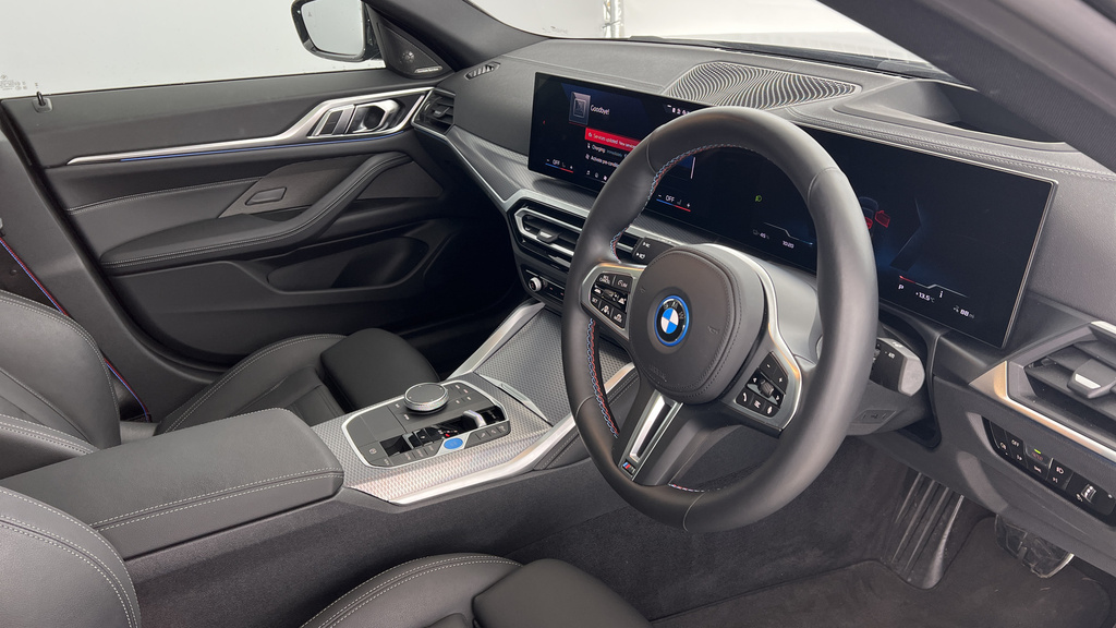 BMW i4 M50 83.9Kwh Gran Coupe 4Wd Black #6