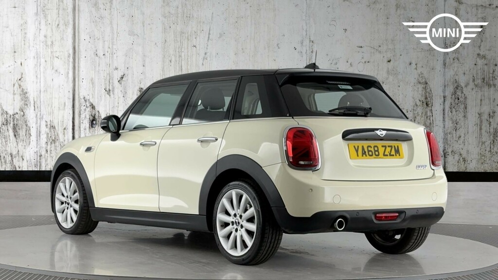 Mini Hatch 1.5 Cooper Classic Steptronic Euro 6 Ss White #2