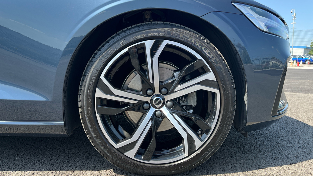 Volvo V60 B4 Mhev Plus Black #14