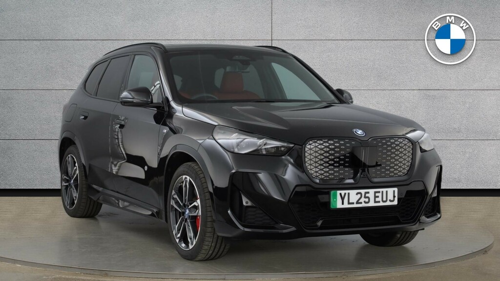BMW iX1 30 66.5Kwh Shadow Edition Xdrive 11Kw Ch Black