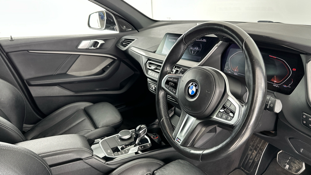 BMW 1 Series 1.5 118I M Sport Lcp Dct Euro 6 Ss Black #6