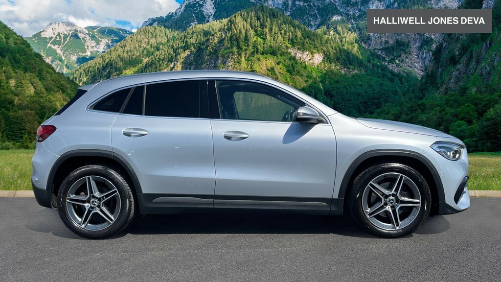 Mercedes-Benz GLA Class 2.0 Gla200d Amg Line Executive 8G-dct Euro 6 S Silver #3