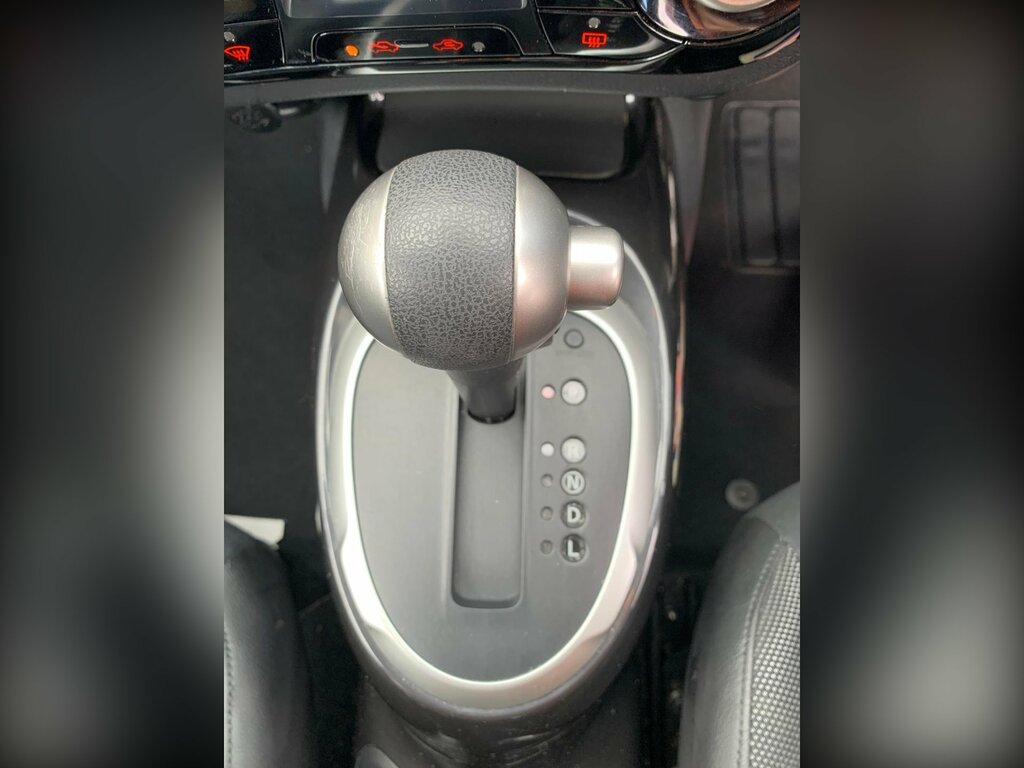 Nissan Juke 1.6 Bose Personal Edition Suv Xtron Eur GL18OMS Black #2