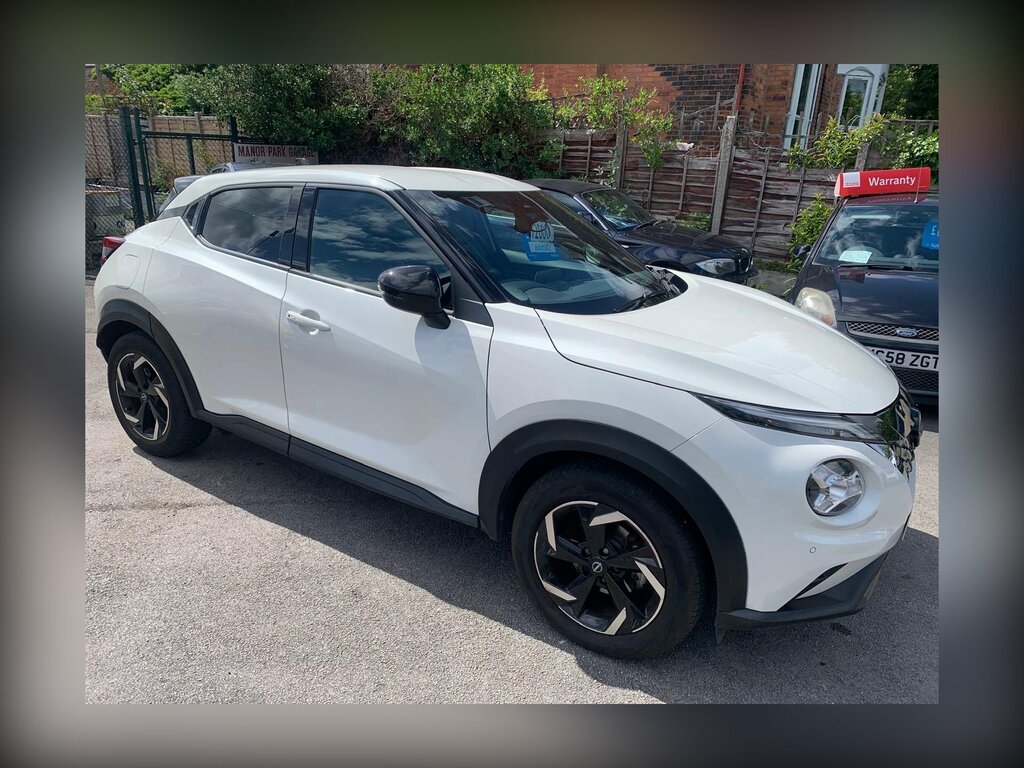 Nissan Juke 1.6 N-connecta Suv Hybrid Euro 6 GV72RVM White