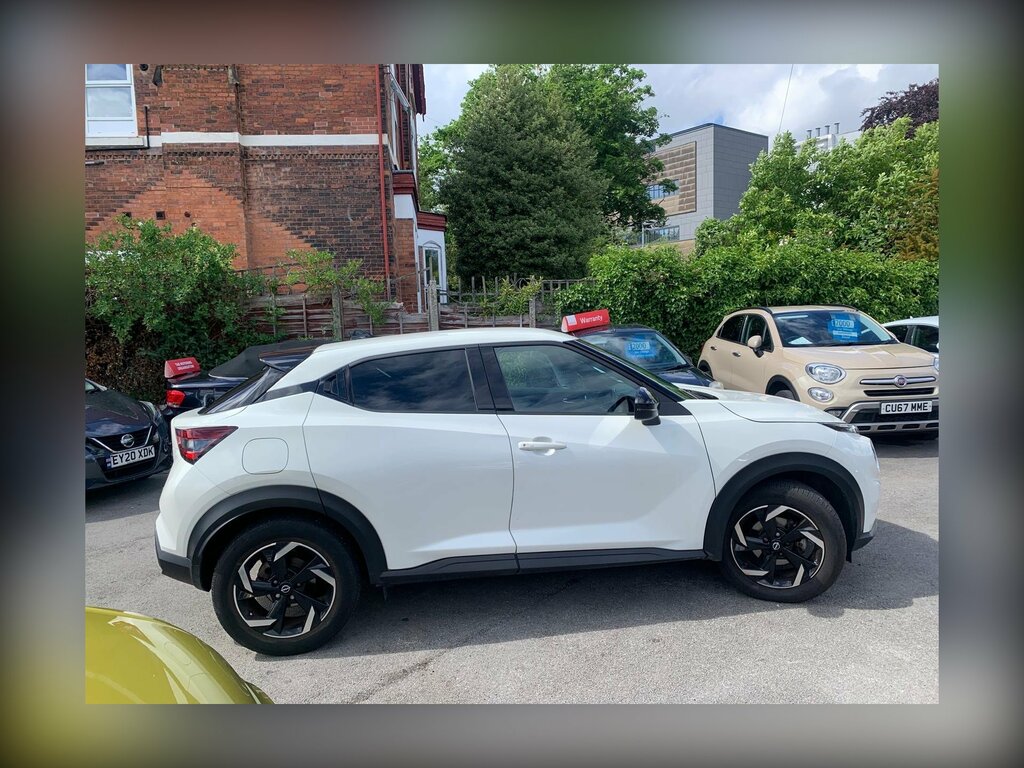 Nissan Juke 1.6 N-connecta Suv Hybrid Euro 6 GV72RVM White #3