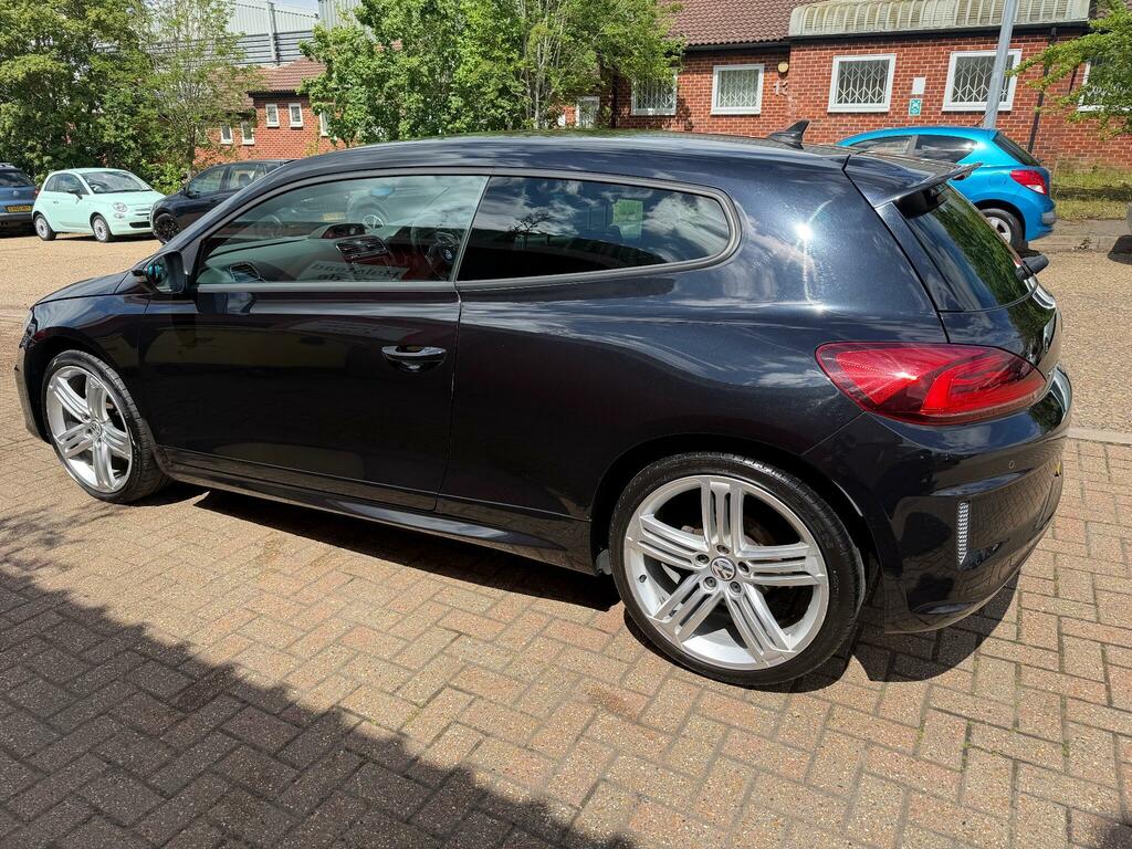 Volkswagen Scirocco R-line Black #4