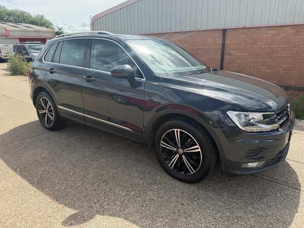 Volkswagen Tiguan 2.0 Tdi Se Navigation Euro 6 Ss Grey