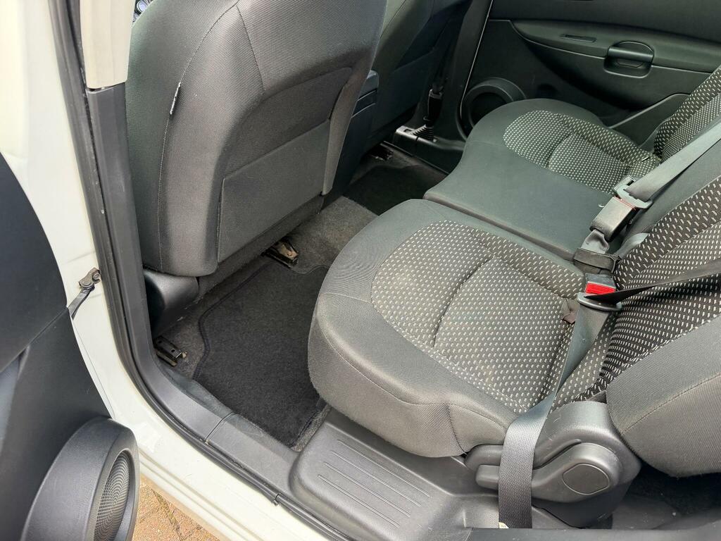 Nissan Qashqai+2 1.5 Dci Acenta 2Wd Black #10