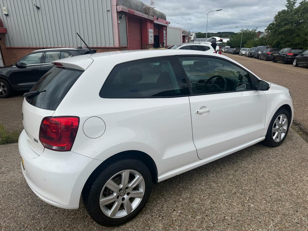 Volkswagen Polo Match Edition White #5