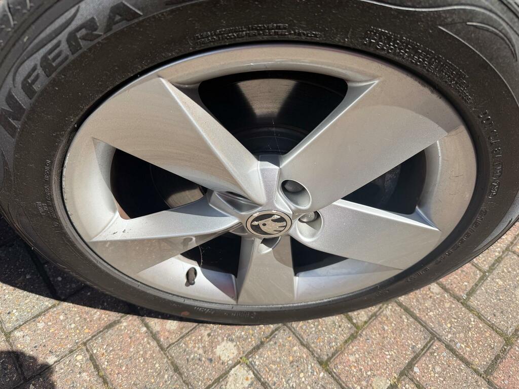 Skoda Karoq Se Technology Blue #18