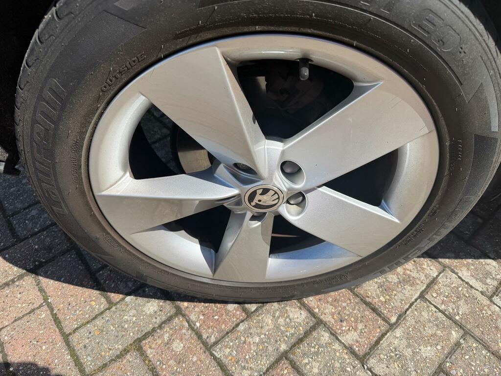 Skoda Karoq Se Technology Blue #17