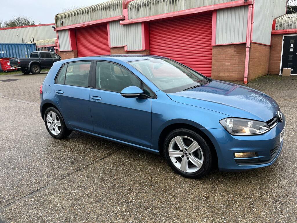 Volkswagen Golf Match Blue