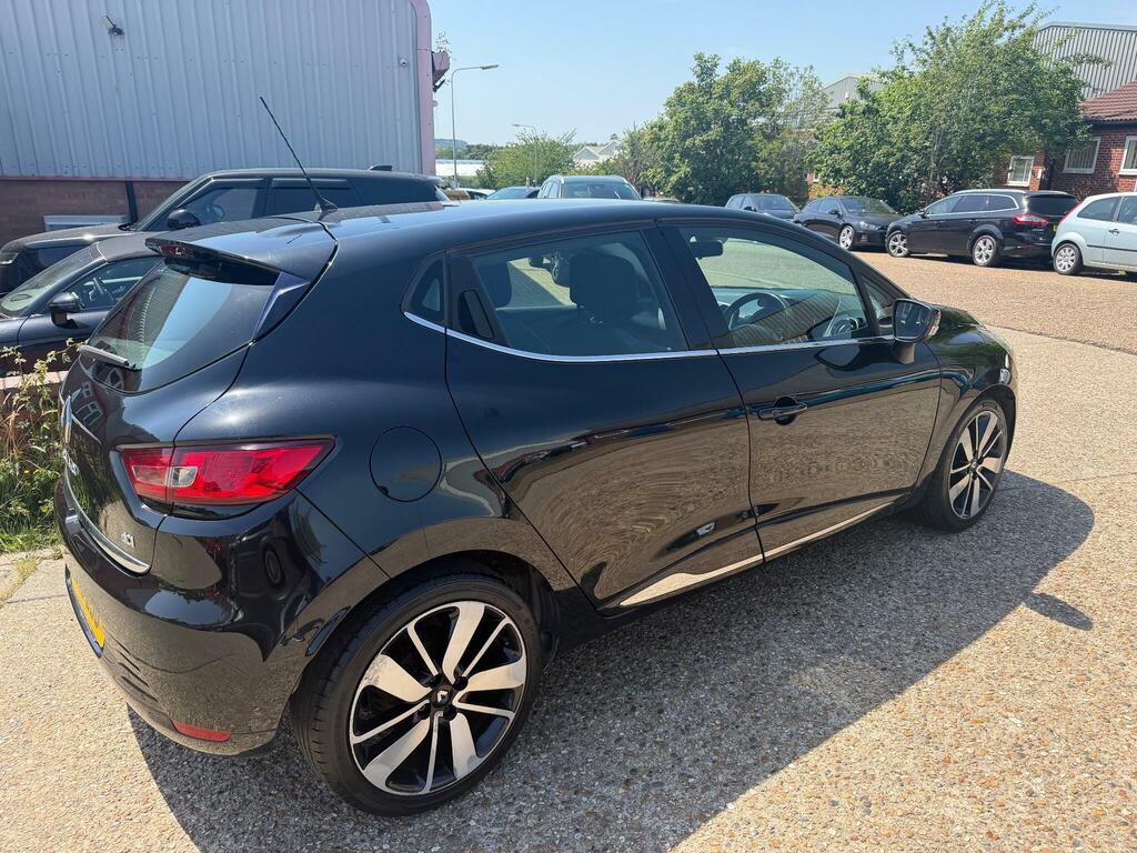 Renault Clio Dynamique S Nav Black #6