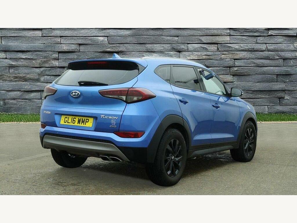 Hyundai Tucson Crdi Blue Drive Premium Red #4