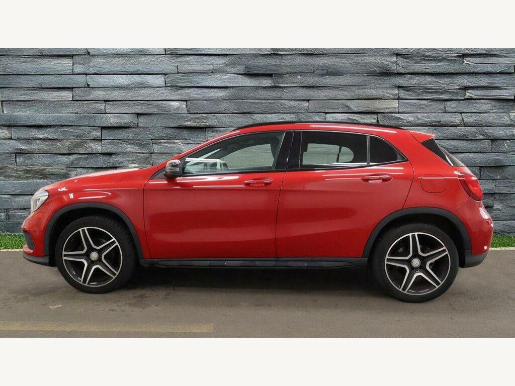 Mercedes-Benz GLA Class Amg Line Black #7