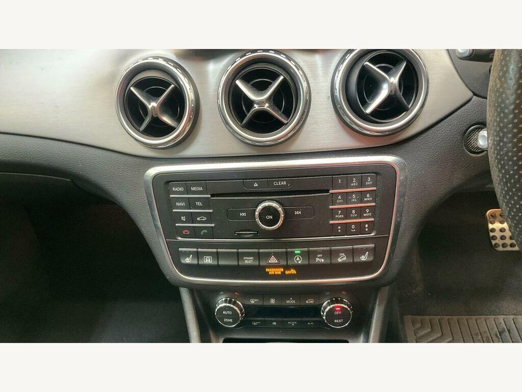 Mercedes-Benz GLA Class Amg Line Black #15