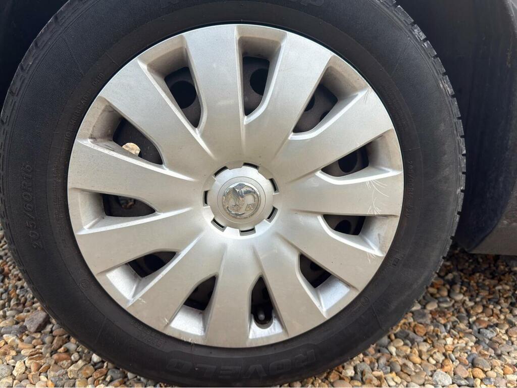 Vauxhall Astra 1.6I 16V Se Red #31