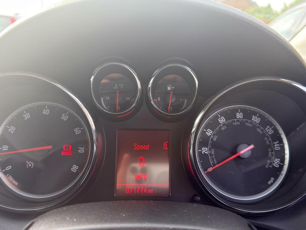 Vauxhall Astra 1.6I 16V Se Red #33