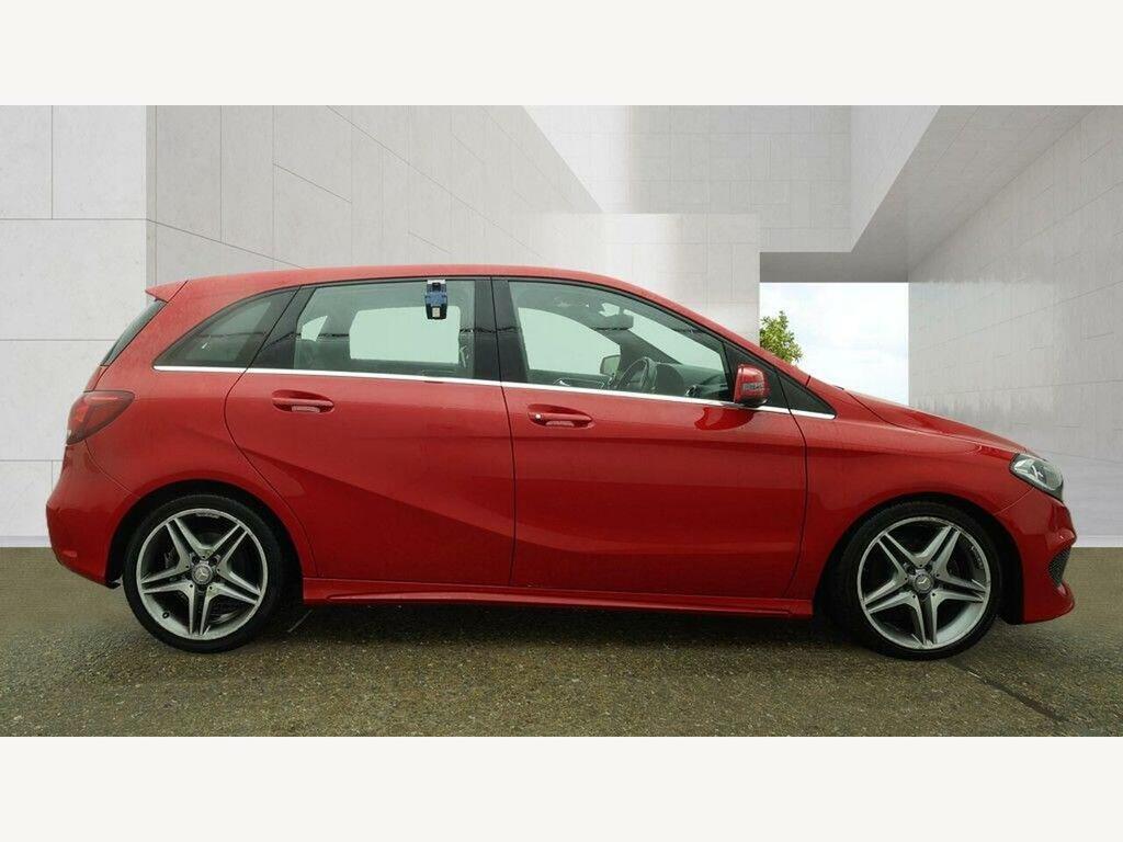Mercedes-Benz B Class B180 Cdi Amg Line - 2015 64 White #10
