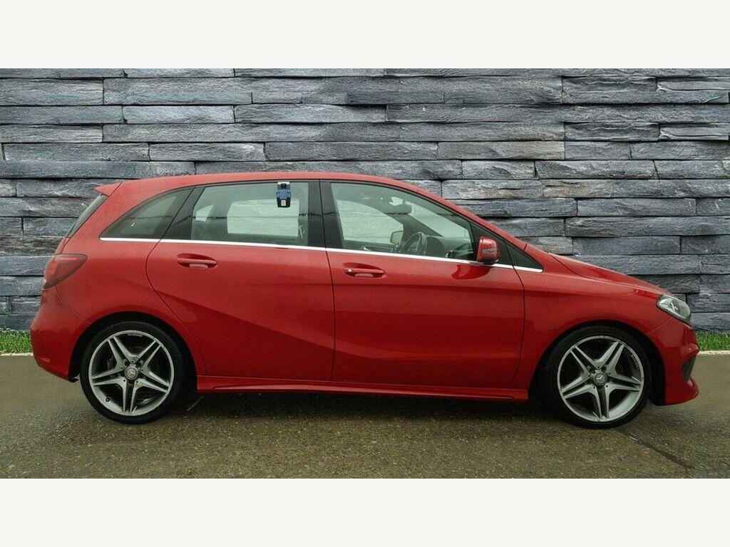 Mercedes-Benz B Class B180 Cdi Amg Line - 2015 64 White #9