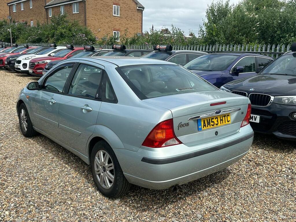 Ford Focus 1.6I 16V Ghia  #4