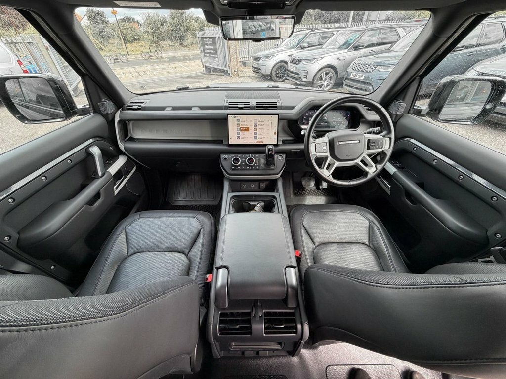 Land Rover Defender 3L X-dynamic Hse Grey #4