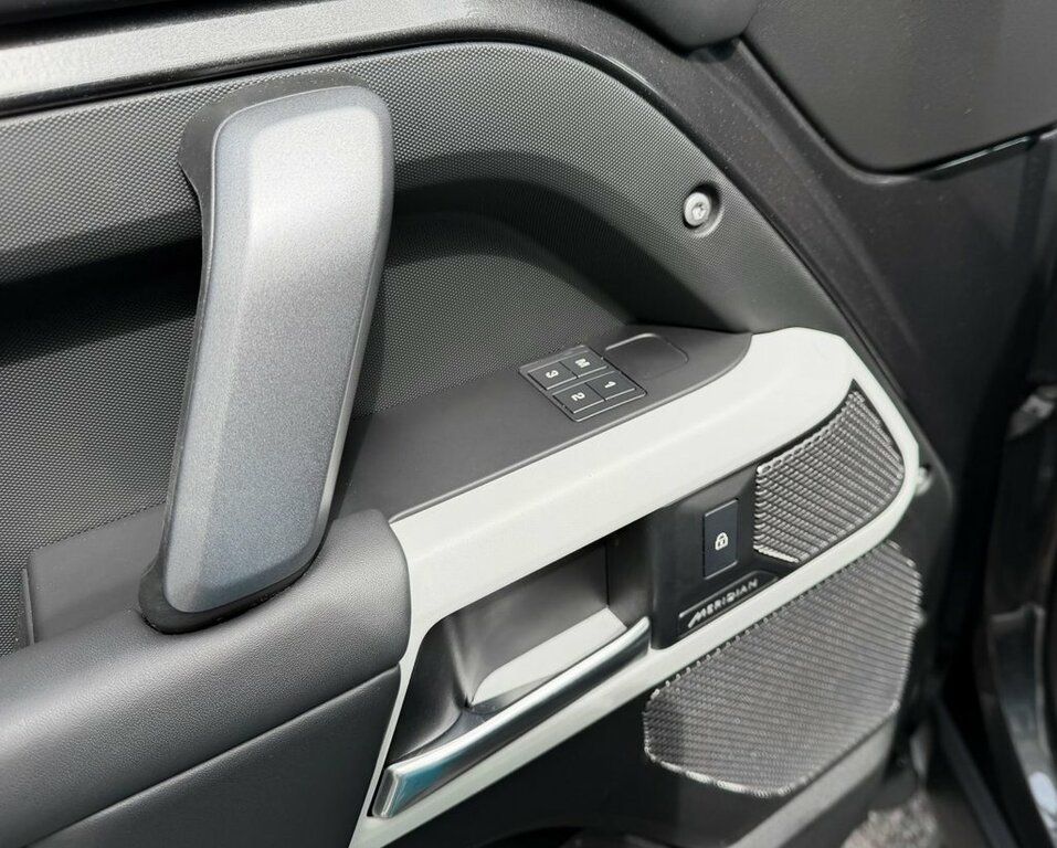 Land Rover Defender Defender X Mhev Grey #43