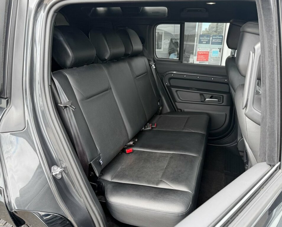 Land Rover Defender 3L X-dynamic Hse Grey #2