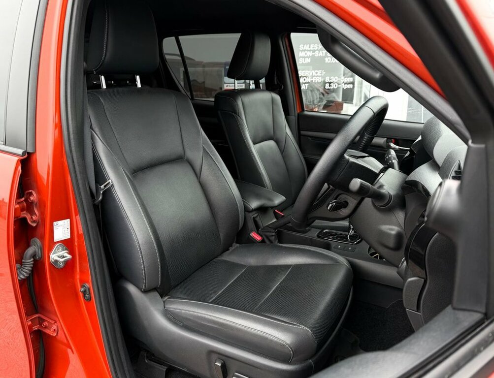 Toyota HILUX 2.4D Active 150 #27