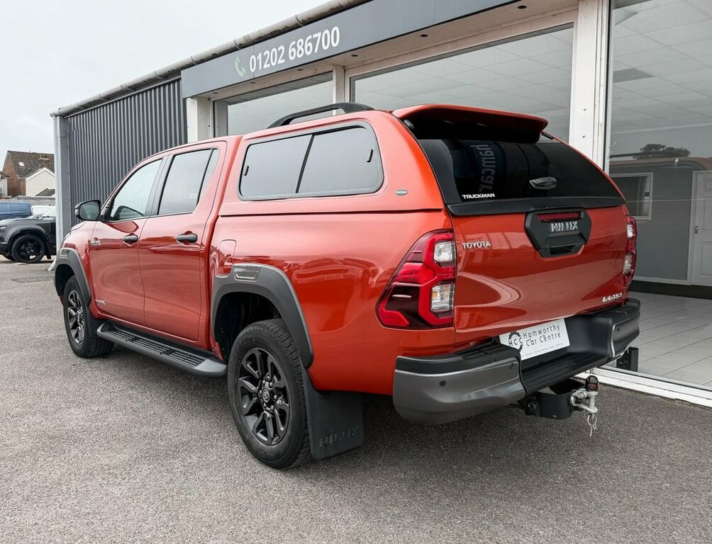 Toyota HILUX 2.4D Active 150 #30