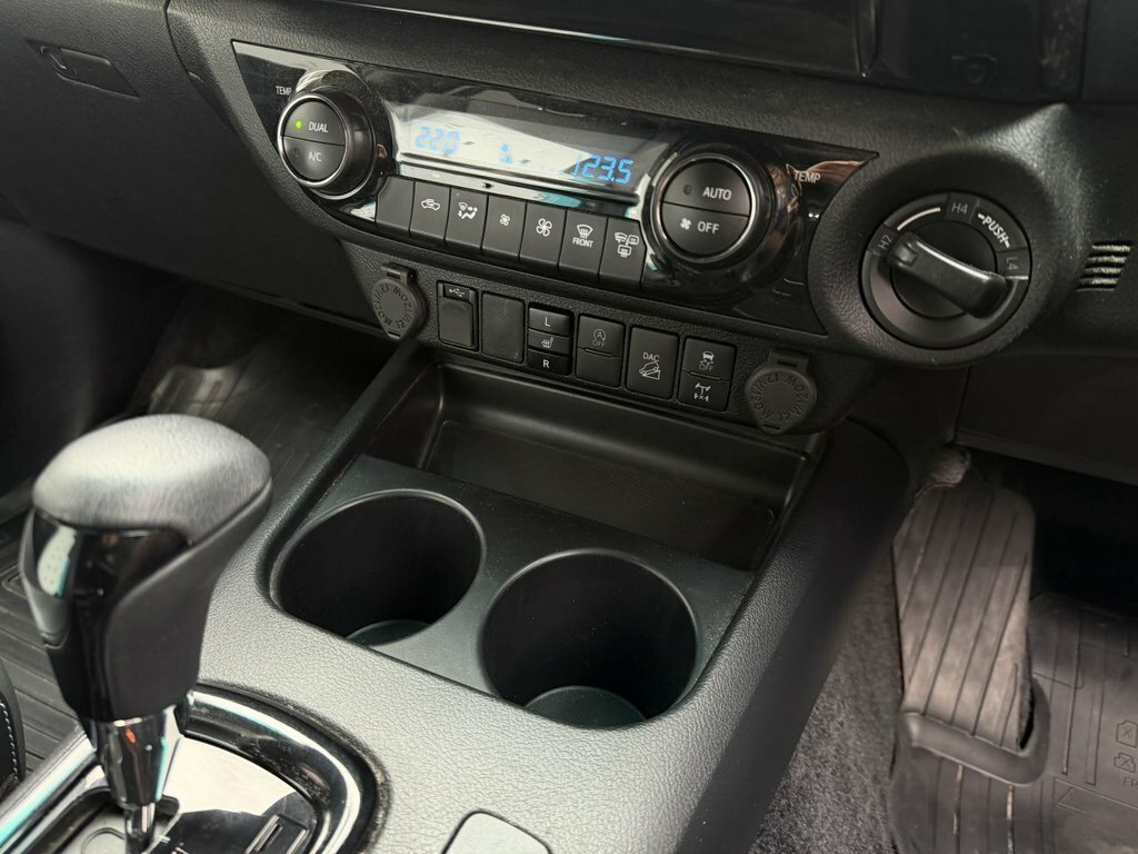 Toyota HILUX 2.4D Active 150 #45