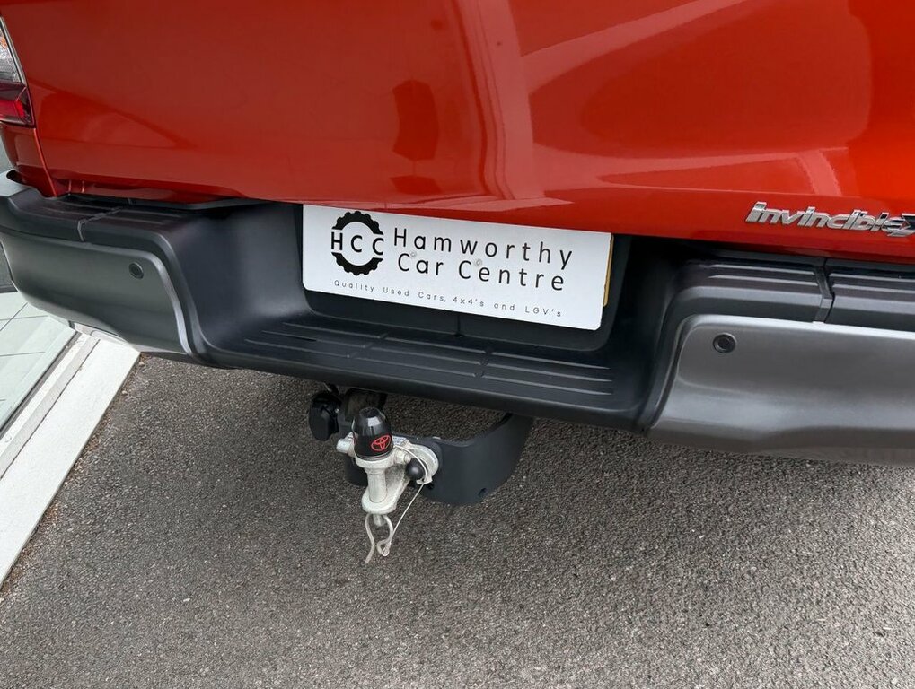 Toyota HILUX 2.4D Active 150 #17