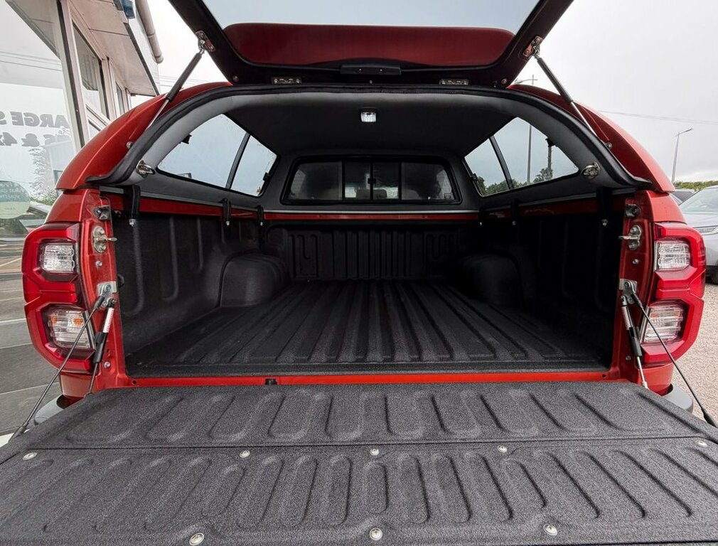 Toyota HILUX 2.4D Active 150 #7