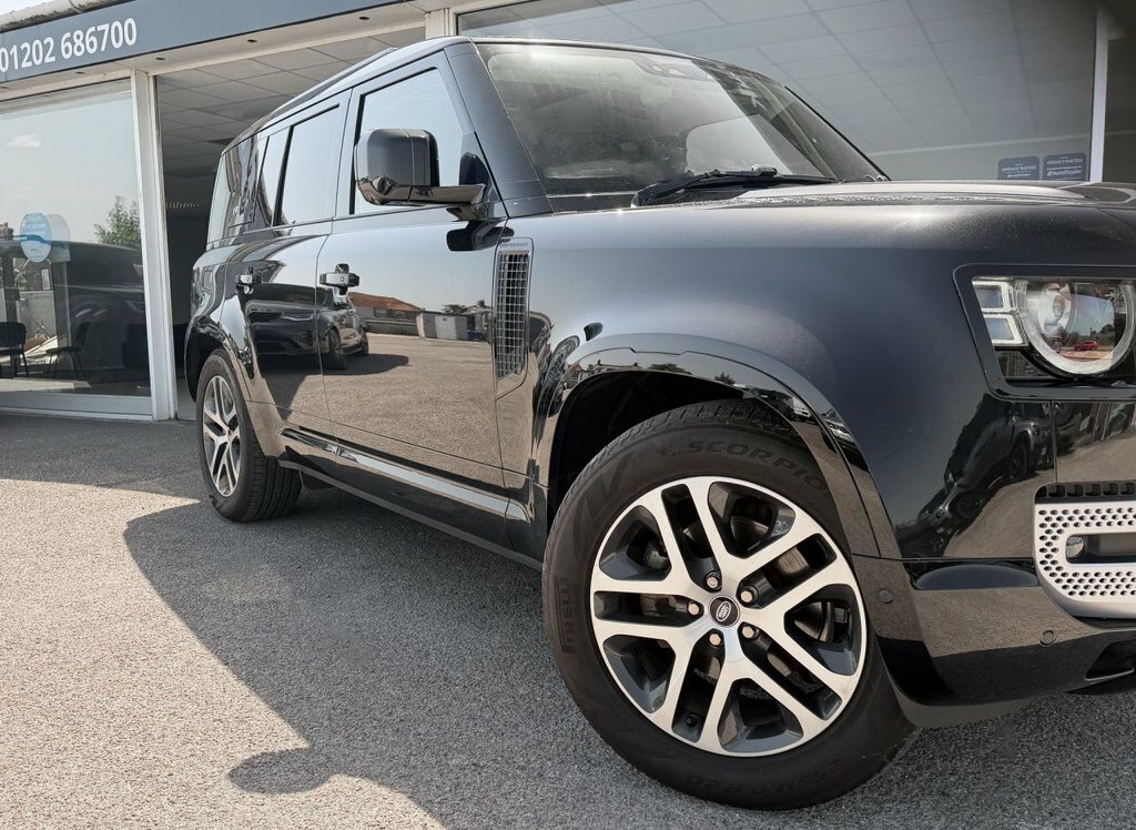 Land Rover Defender 110 D300 110 X-dynamic Se #11