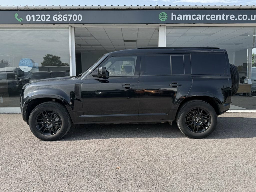 Land Rover Defender 110 3L X-dynamic Hse Black #5