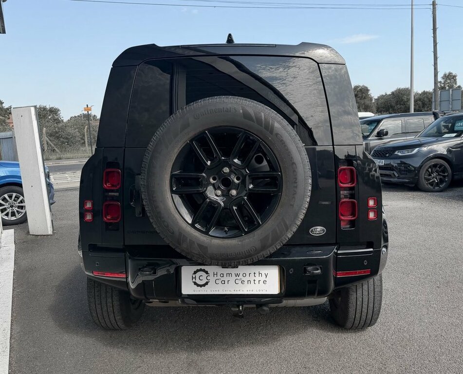 Land Rover Defender 110 3.0 D300 X-dynamic S 110 Silver #7