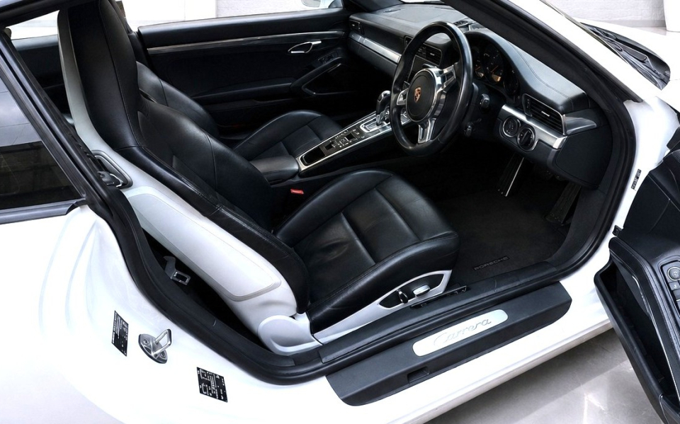 Porsche 911 Petrol White #4