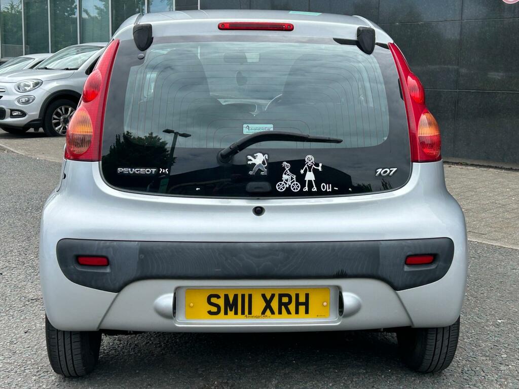 Peugeot 107 Urban Silver #5