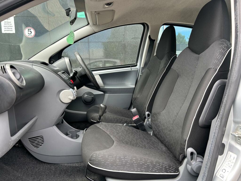 Peugeot 107 Hatchback Grey #10