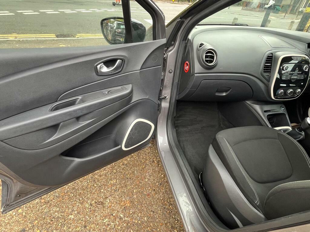 Renault Captur Renault Captur 0.9 Tce 90 Iconic Black #12