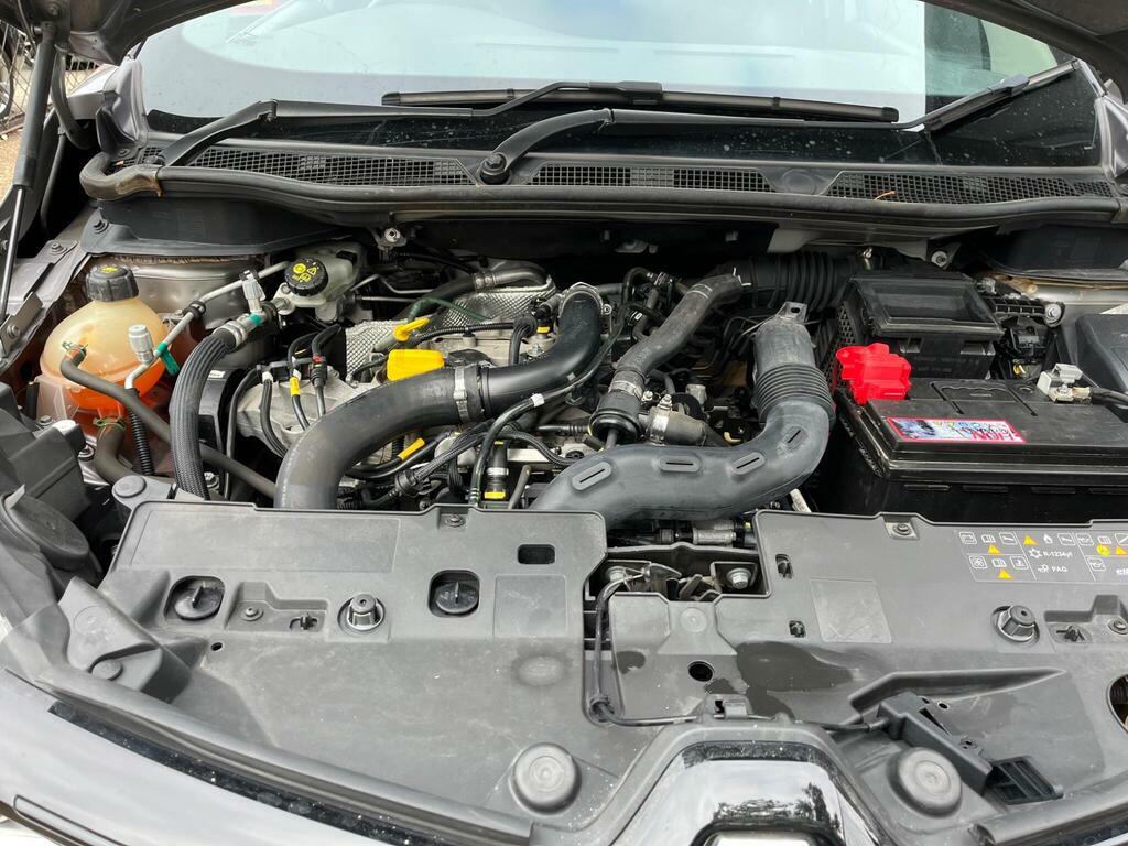 Renault Captur Renault Captur 0.9 Tce 90 Iconic Black #15